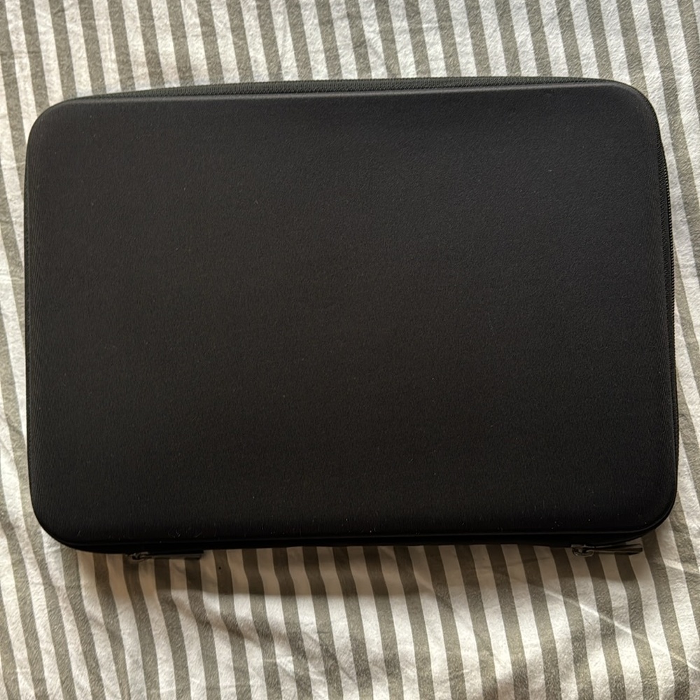 Smatree Hard Shell Laptop Sleeve - 13inch - Picture 4 of 4